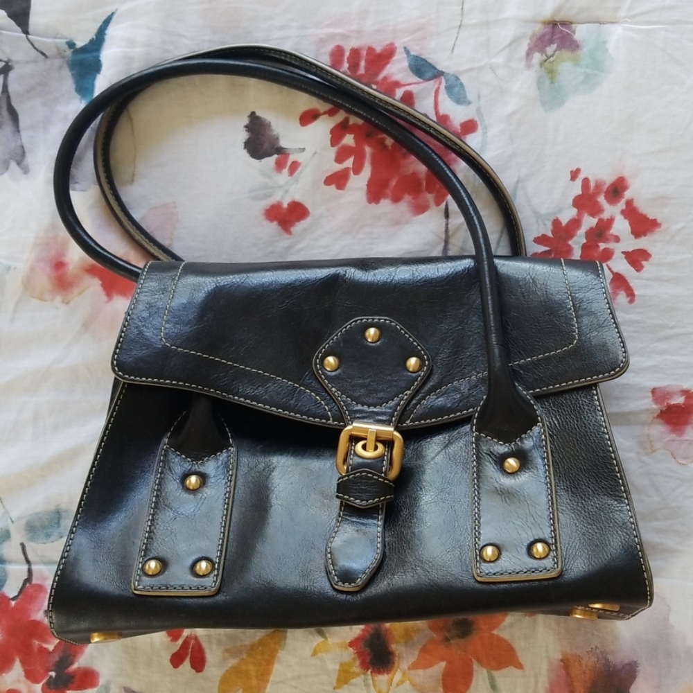 Black purse